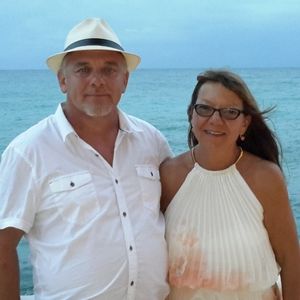 Meet your Posher, Howard